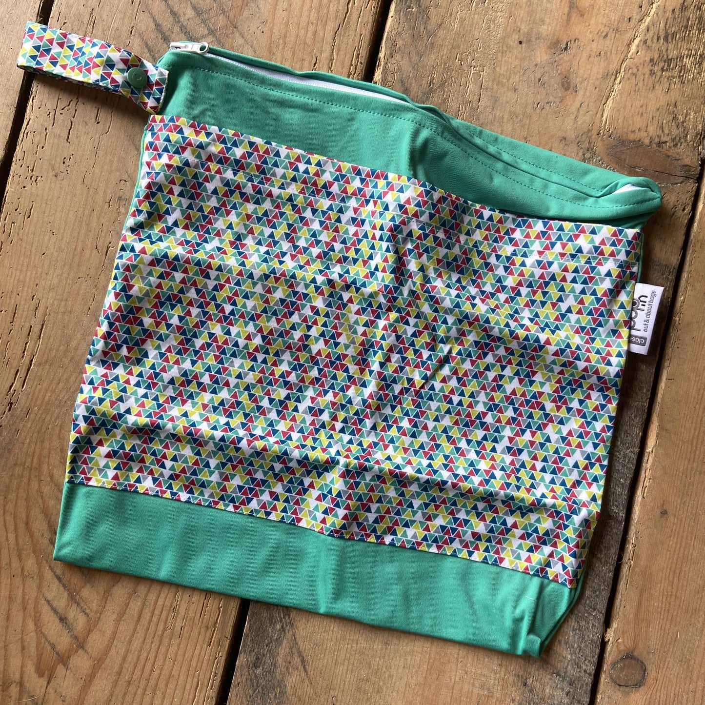 reusable nappy wet bag close pop in