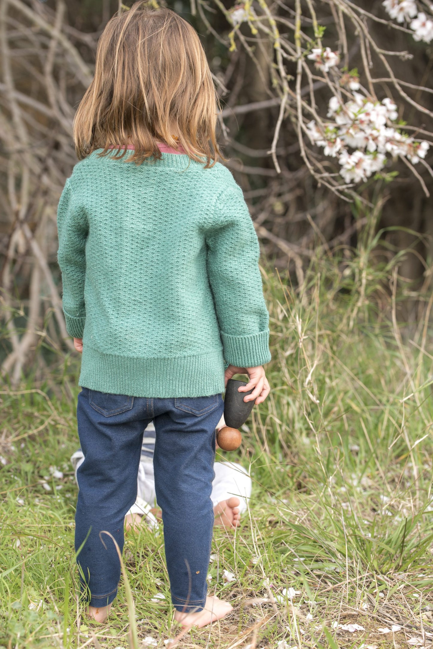 Adult Nins Dark Wood